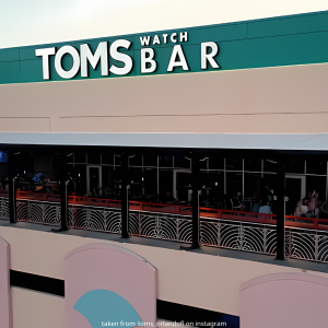 from instagram Tom’s Watch Bar